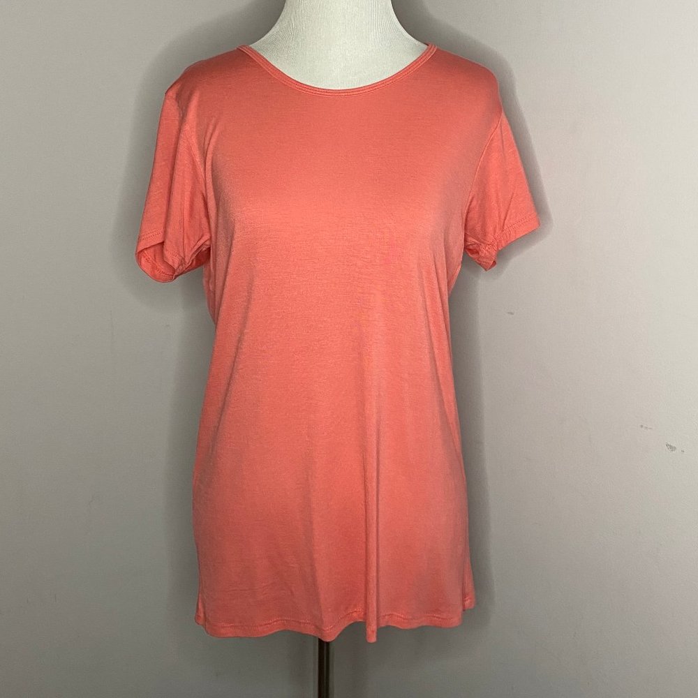 NWT Agnes & Dora Coral Basic Tee